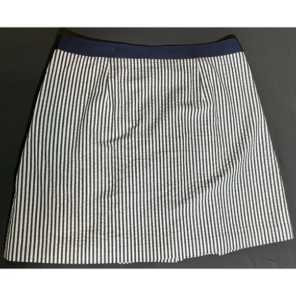 Banana Republic Women's Lined Skirt Sz 8 Denim Blue Seersucker Pleated Pockets - Picture 2 of 10